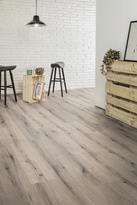 Clearwater in Evoke Knot Solano